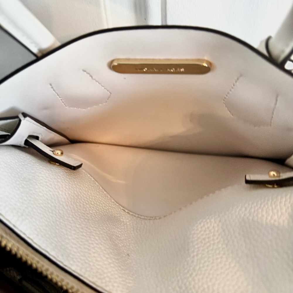 KORS Michael Kors cream with gold Handbag - Picture 9 of 11